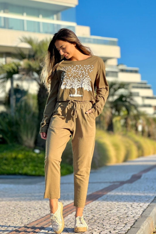 Calça moletom pantacourt